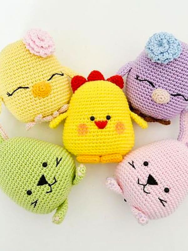 PATRÓN GRATIS Pollito Plucky Juguete Amigurumi paso a paso Crochetisimo