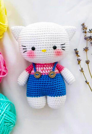 PATRÓN GRATIS de Hello Kitty Amigurumi paso a paso en español