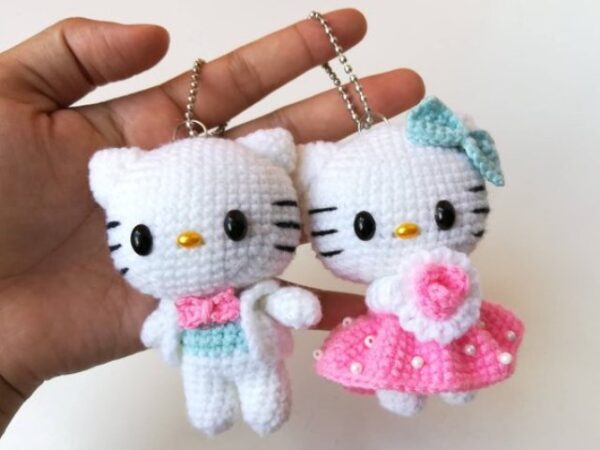 PATRÓN GRATIS de Hello Kitty Amigurumi paso a paso en español