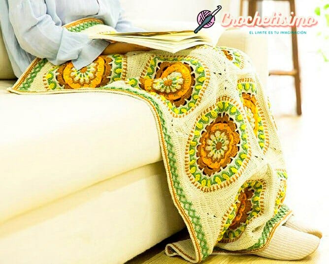 La imagen tiene un atributo ALT vacío; su nombre de archivo es Manta-Mandala-en-Crochet-patron-gratis-crochetisimo1.jpg