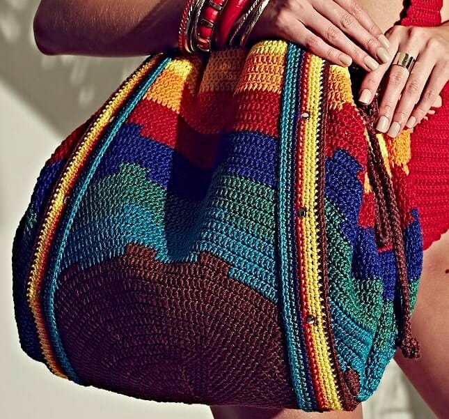 Bolso de Paseo con Rayas en Crochet Patron Gratis - Crochetisimo