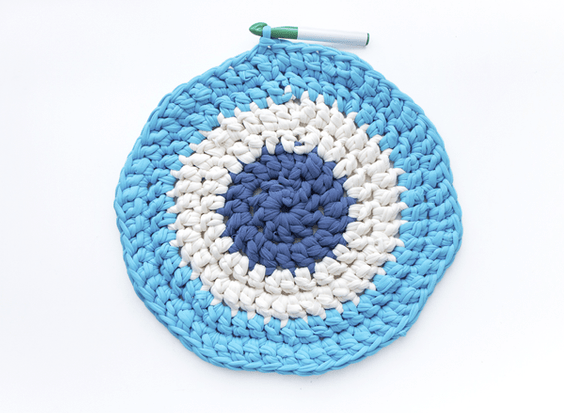 Patrón de alfombra a crochet paso 4 Patrón de alfombra a crochet paso 4